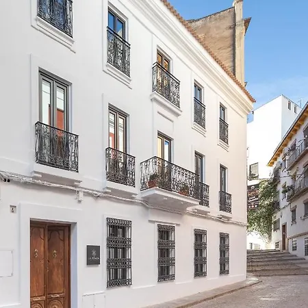 Апартаменты La Del Alma *